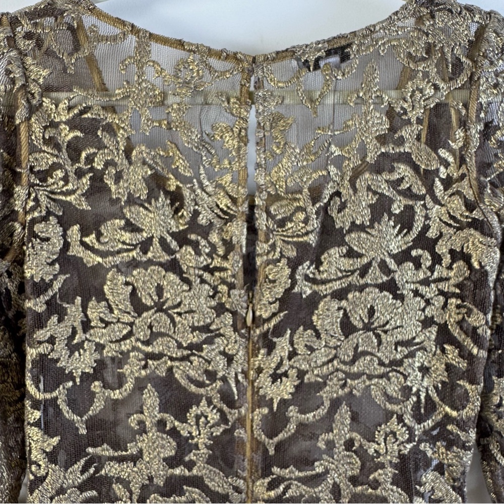 Kay Unger Lace Overlay Metallic Gold Sheath Dress Sheer Party Date Event Sz 4 - Picture 7 of 13